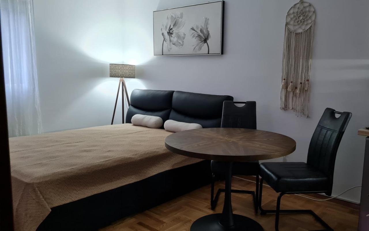 Apartman Tim Lux 1 Vrnjačka Banja Extérieur photo