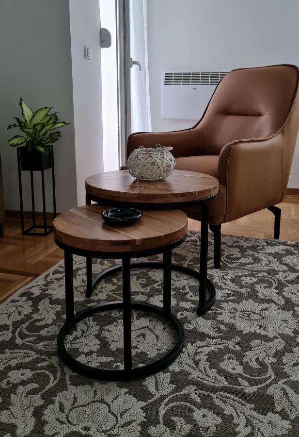 Apartman Tim Lux 1 Vrnjačka Banja Extérieur photo